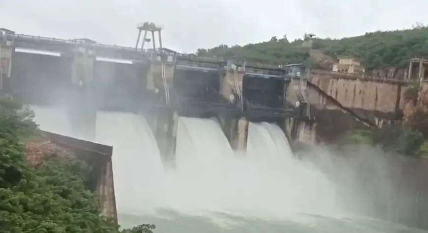 ಪಶ್ಚಿಮ ಘಟಗಳಲ್ಲಿ ಭಾರಿ ಜಿಲ್ಲೆಯ ಬಹುತೇಕ ಜಲಾಶಯಗಳು ಭರ್ತಿ